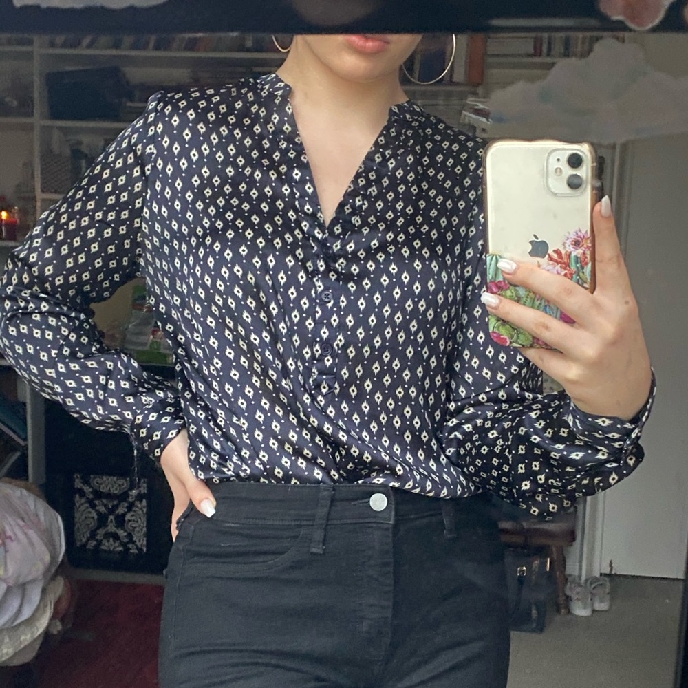 Business casual long sleeve shirt